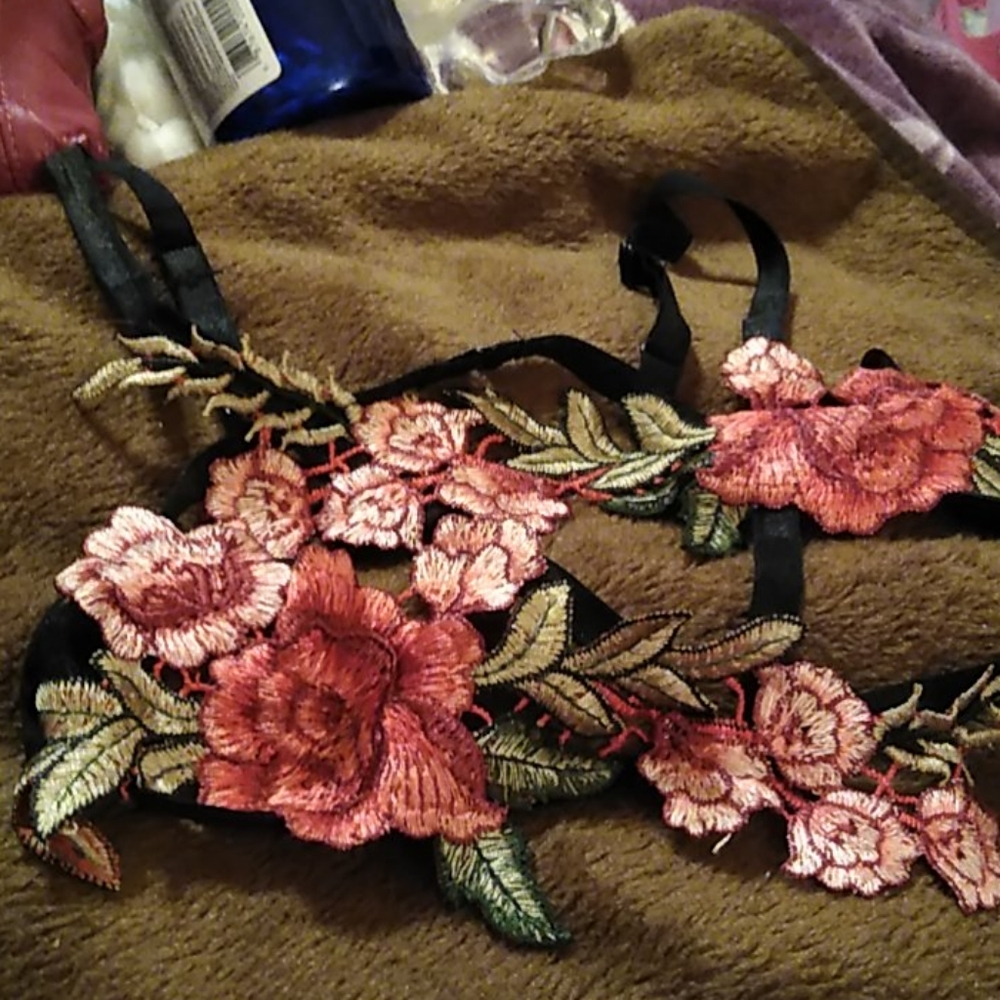 Flower bra size XL